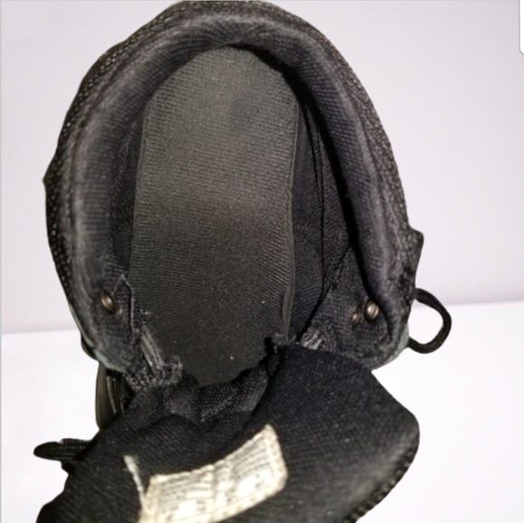 Big Boy Size 4 Black Leather Timberland Boots - Picture 5 of 8